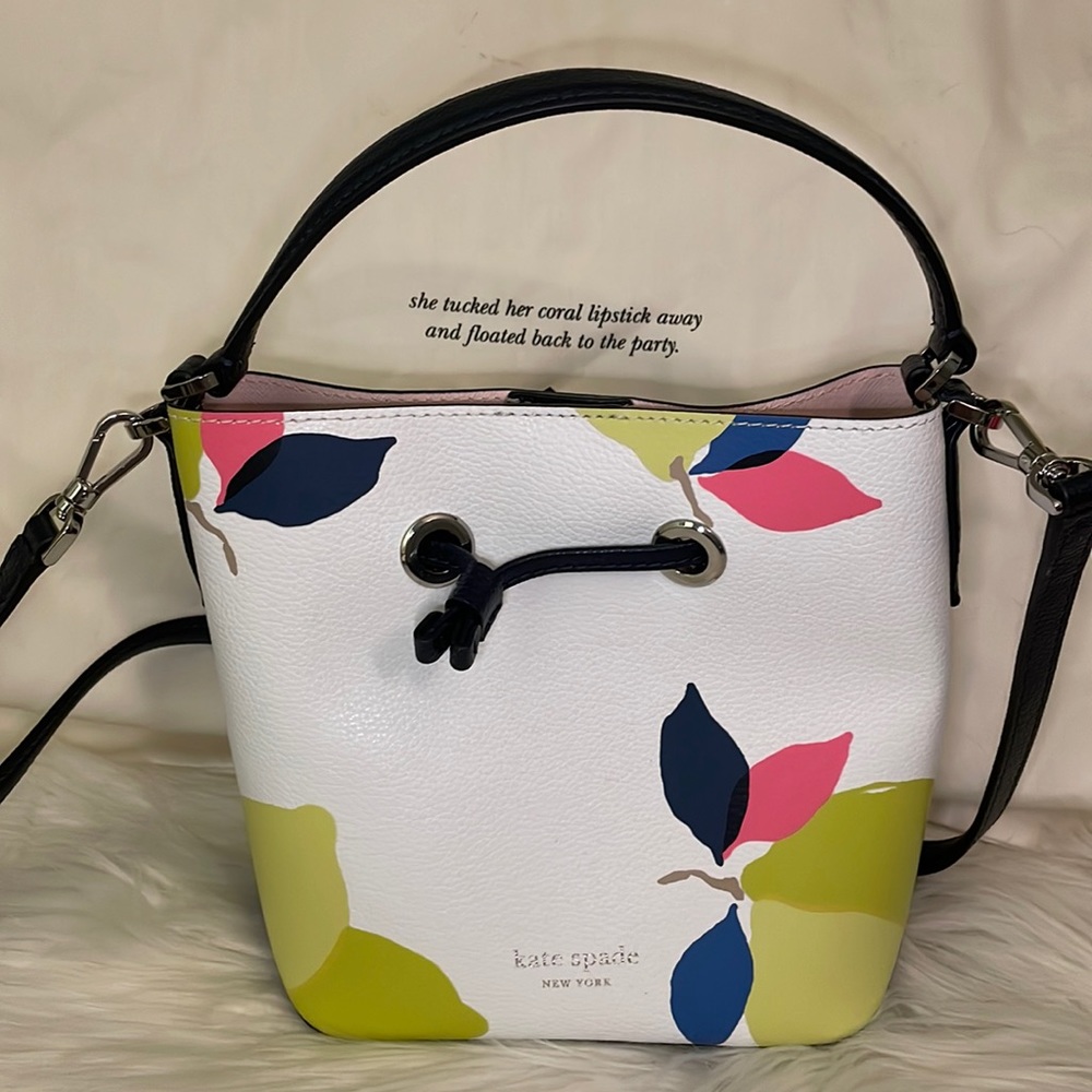 BNWT Kate Spade Bucket Bag